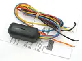 Moduł do świateł dziennych (DRL) z kolorowymi przewodami i instrukcją montażu.