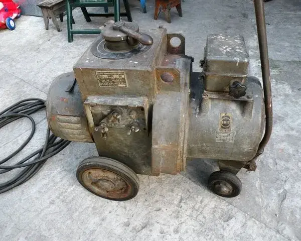 Jak zrobić generator prądu 230V z alternatora - krok po kroku dla każdego